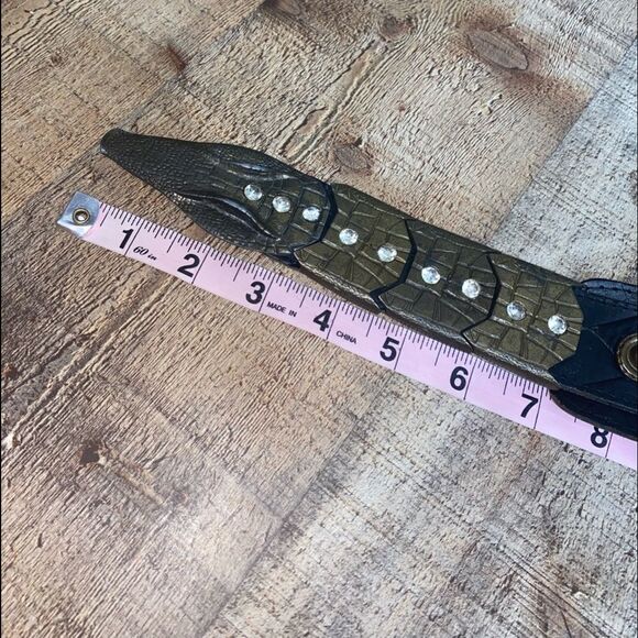 Vintage wide tapered alligator/crocodile belt‎